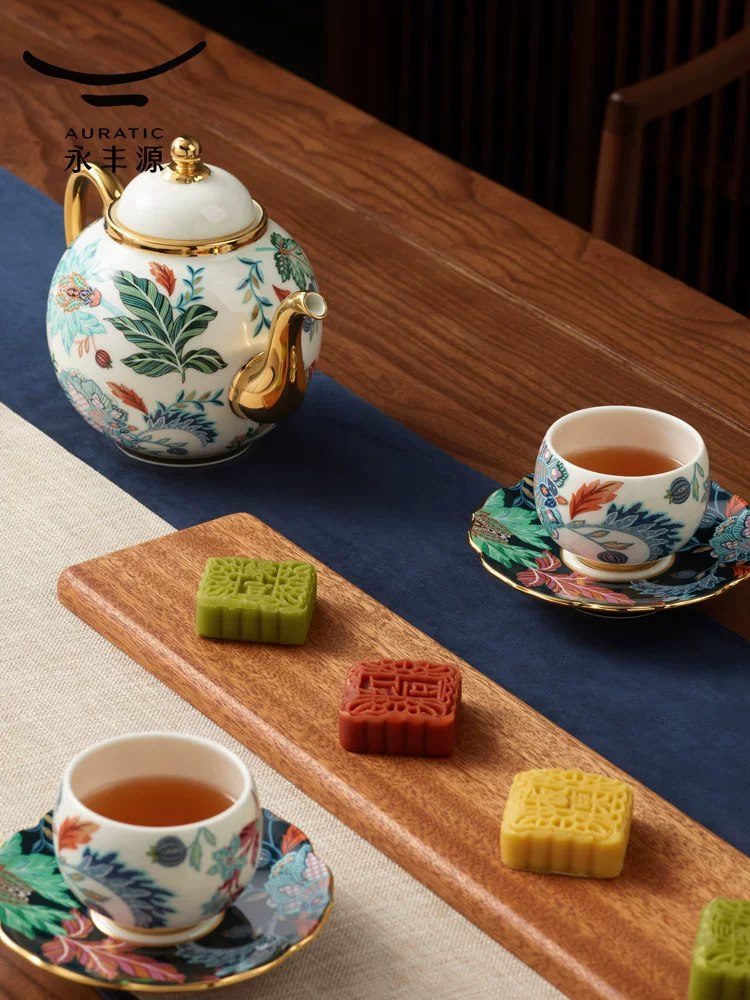 Auratic 永丰源 幸福满园茶具 Happiness Garden porcelain tea set with teapot and mooncakes