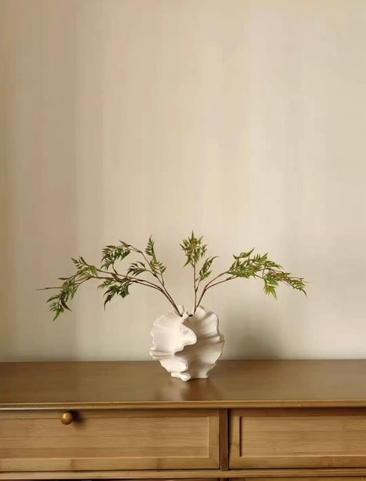 Vintage-Inspired Minimalist Ceramic Vase (Perfect Mid-Century Modern Accent Piece)
