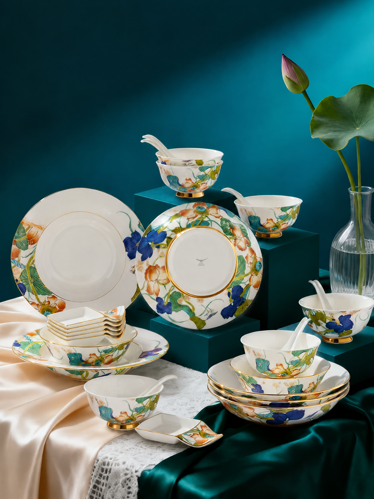 永丰源幸福和鸣餐具 AURATIC Lotus Breeze Ceramic Dinnerware Set – Summer Lotus Design with Hand-Painted Gold, 6 to 91 Pieces